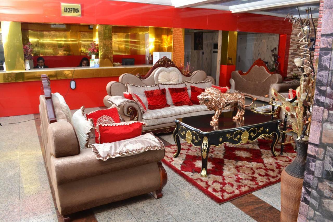 Limoh Suites Бенин Сити Екстериор снимка