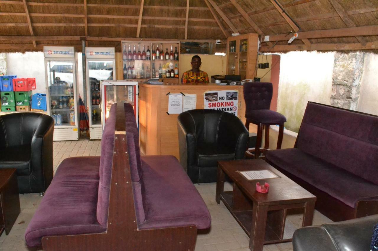 Limoh Suites Бенин Сити Екстериор снимка